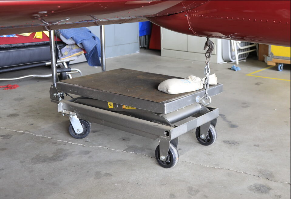 hydraulic lift cart