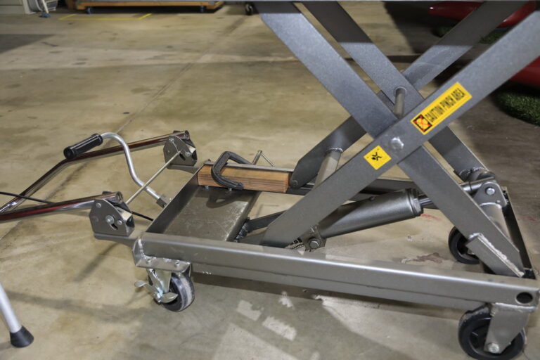 Lifting without getting a sore back Seagull